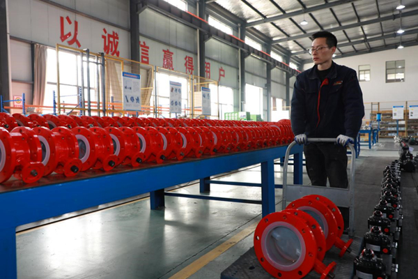 江九游J9苏金湖：打响仪器仪表产业集聚效应(图2)